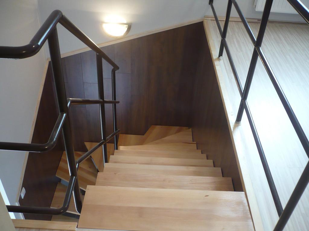 Eszter Apartmanhaz Hajduszoboszlo Exterior photo